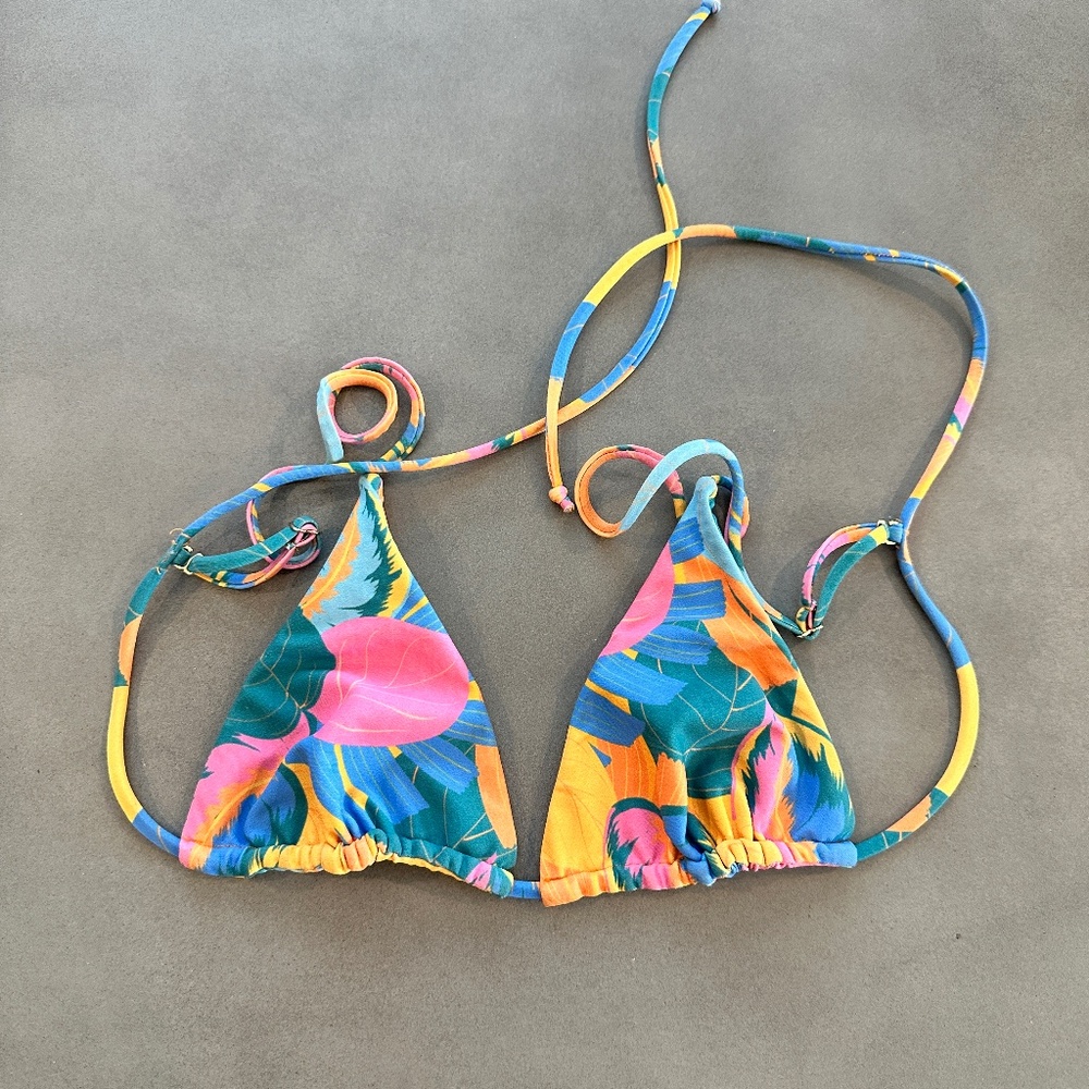 SKATIE BIKINI TOP in BANZAI PRINT - DISCONTINUED ONLINE!!
